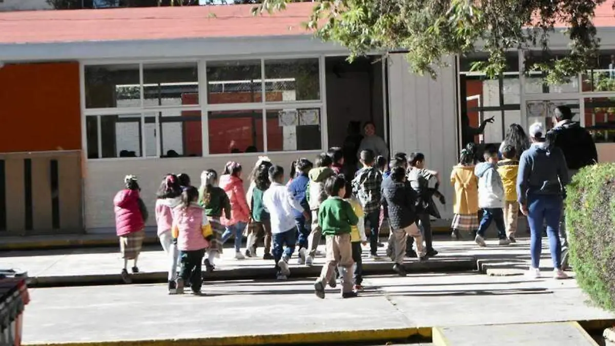 escuela toluca edomex